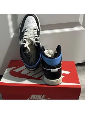 Nike High-Top Sneakers in Black, White & Light Blue